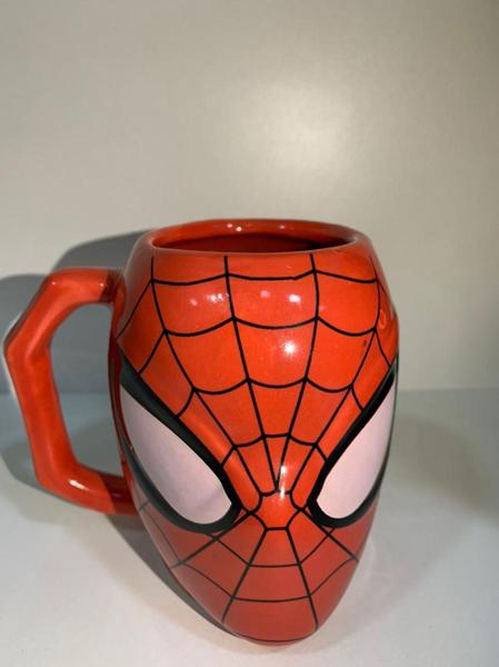 Imagem de Caneca Formato 3D Homem Aranha - Amo Canecas - Amocanecas