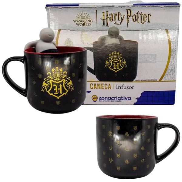 Caneca Hogwarts Com Boneco Infusor Chá Cerâmica Oficial Harry Potter - Zona Criativa Imagem de Caneca Hogwarts Com Boneco Infusor Chá Cerâmica Oficial Harry Potter