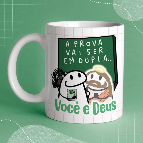 Imagem de Caneca Porcelana Flork a prova vai ser em dupla você e Deus Professora 325 ml