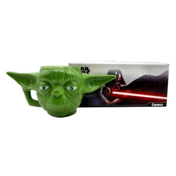 Imagem de Caneca Star Wars 3D Mestre Yoda Zona Criativa Disney Oficial