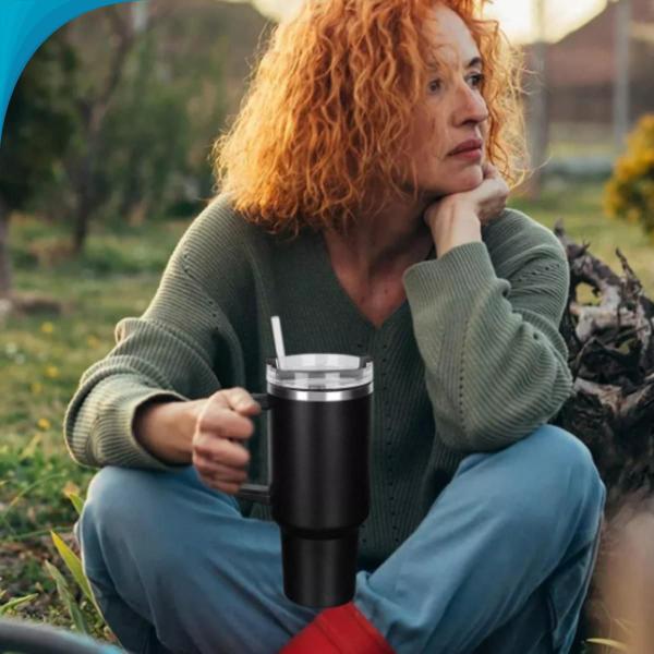 Caneca Térmico Cerveja Quente E Fria Com Alça Entrega Rápida - Blackwatch Imagem de Caneca Térmico Cerveja Quente E Fria Com Alça Entrega Rápida