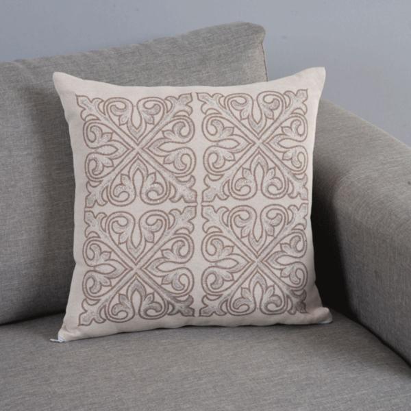 Capa Almofada Decorativa Sofa Sala Quarto Grécia Jacquard Dupla Face 45x45 Kit 02 Peças - Tapetemalha Enxovais Imagem de Capa Almofada Decorativa Sofa Sala Quarto Grécia Jacquard Dupla Face 45x45 Kit 02 Peças