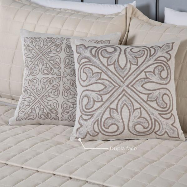 Capa Almofada Decorativa Sofa Sala Quarto Grécia Jacquard Dupla Face 45x45 Kit 02 Peças - Tapetemalha Enxovais Imagem de Capa Almofada Decorativa Sofa Sala Quarto Grécia Jacquard Dupla Face 45x45 Kit 02 Peças