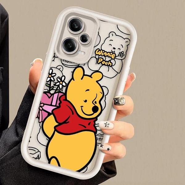 Imagem de Capa Macia Winnie the Pooh para Xiaomi Redmi Note - Modelos 12, 11, 10, 9, 8, 7, K50, 40, 30, 20 e 12C