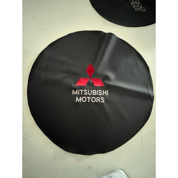 Imagem de Capa para estepe Mitsubishi TR4 aro 17