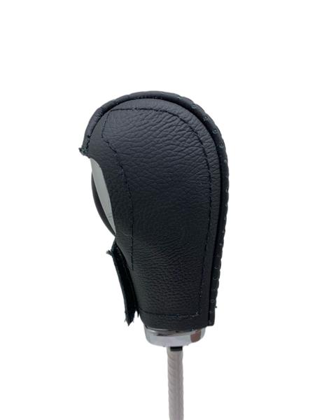 Capa Proteção couro Alavanca manopla de Câmbio Automático Fiat Argo Toro Turbo Cronos - Tunning Car Imagem de Capa Proteção couro Alavanca manopla de Câmbio Automático Fiat Argo Toro Turbo Cronos