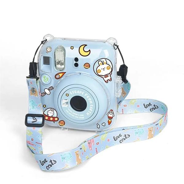 Capa Protetora Transparente para Câmera Fujifilm Instax Mini 12 com Alça de Ombro Imagem de Capa Protetora Transparente para Câmera Fujifilm Instax Mini 12 com Alça de Ombro