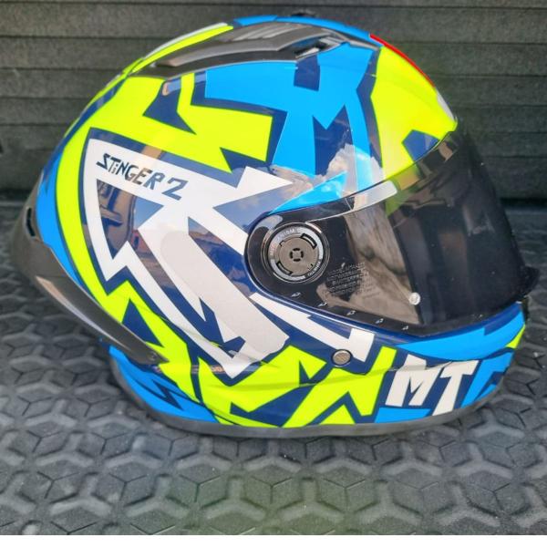 Imagem de Capacete Fechado Mt Stinger2 Meld C7 Amarelo Azul + Vis Fumê