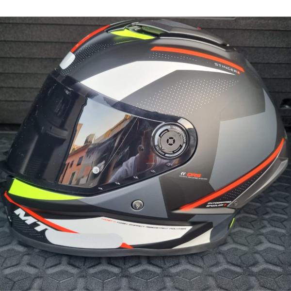 Imagem de Capacete Mt Stinger2 Cheste C0 Preto Branco Fosco + Vis Fumê