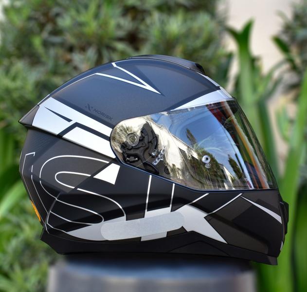 Imagem de Capacete Norisk Razor Axial Prata + Viseira Fumê Moto