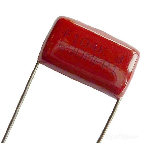 Imagem de Capacitor Poliestér Xicon 1Kpf/630V