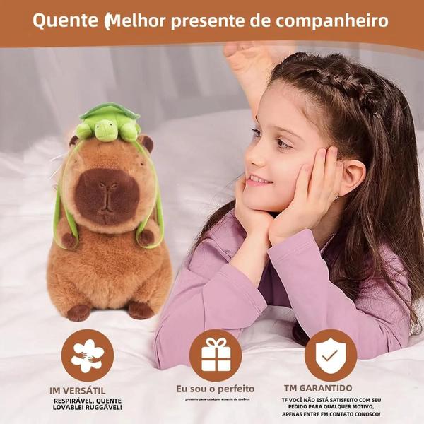 Capivara de Pelúcia Marrom com Mochila de Tartaruga - Chaveiro Infantil Imagem de Capivara de Pelúcia Marrom com Mochila de Tartaruga - Chaveiro Infantil