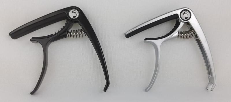 Capotraste Metal Joyo Preto Imagem de Capotraste Metal Joyo Preto