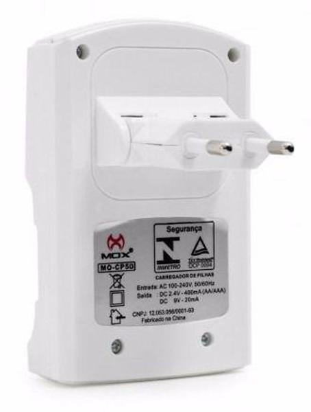 Imagem de Carregador De Pilhas Aa Aaa 9v Mox Bi-volt Auto Stop MO-CP53 C/4 Pilhas (2 AA + 2 AAA)