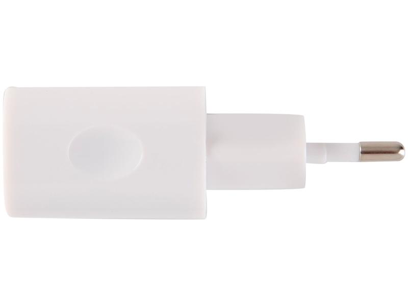 Carregador de Tomada Universal 2 Entradas USB Geonav Essential Imagem de Carregador de Tomada Universal 2 Entradas USB Geonav Essential