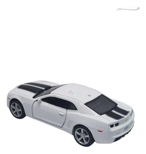 Imagem de Carrinho De Ferro Camaro 2010 Fricção Chevrolet Abre Portas