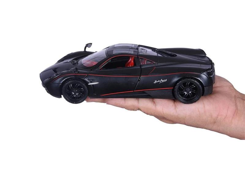 Imagem de Carrinho de Ferro Miniatura Pagani Huayra Black Matte 1:24 MotorMax