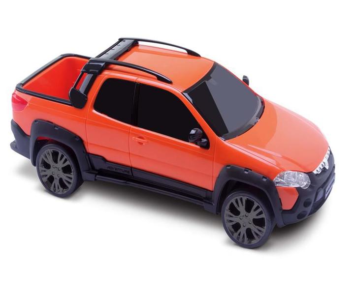 Carrinho Pick-up FireBlade Fiat Strada Adventure - OMG Kids Imagem de Carrinho Pick-up FireBlade Fiat Strada Adventure - OMG Kids