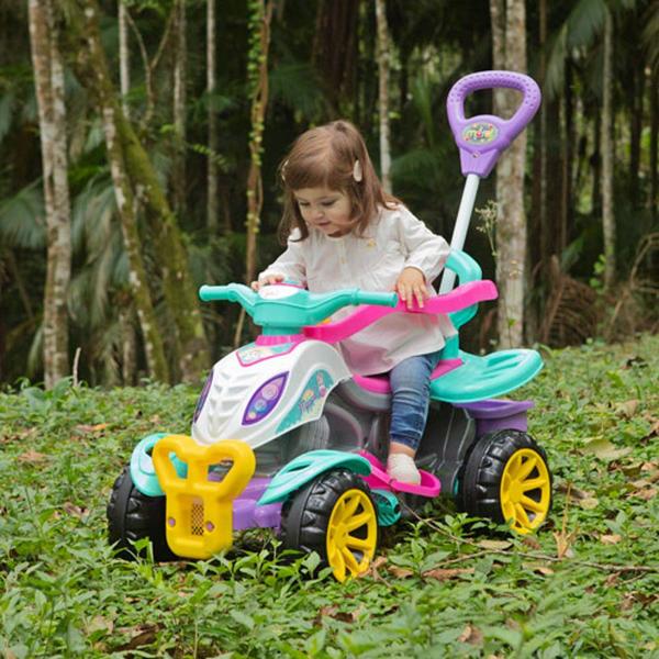 Imagem de Carrinho Quadriciclo Infantil C/ Empurrador Pedal Rosa Maral