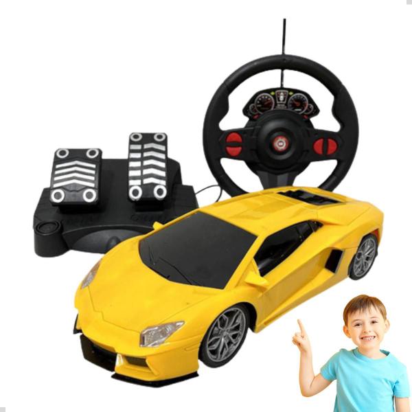 Carro Carrinho Controle Remoto Grande Sem Fio Volante Pedais Luzes - Multilaser / Multikids Imagem de Carro Carrinho Controle Remoto Grande Sem Fio Volante Pedais Luzes