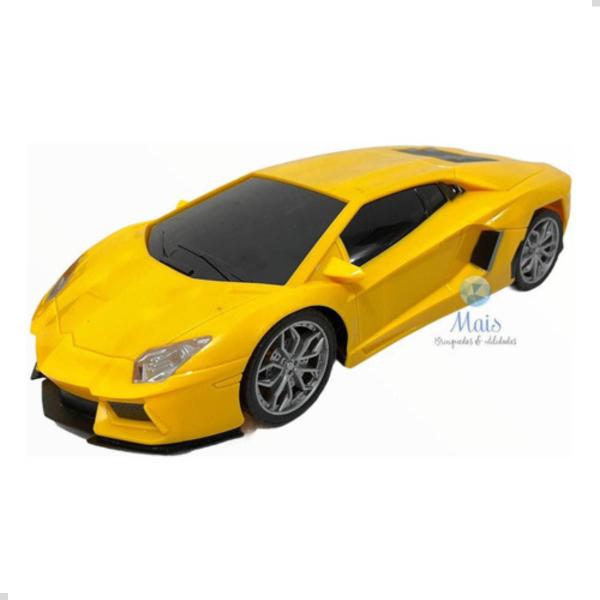 Carro Carrinho Controle Remoto Grande Sem Fio Volante Pedais Luzes - Multilaser / Multikids Imagem de Carro Carrinho Controle Remoto Grande Sem Fio Volante Pedais Luzes