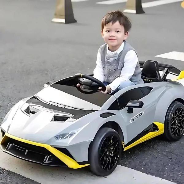 Carro Infantil Elétrico Lambroghini Huracan Cinza 24V - Zippy Toys Imagem de Carro Infantil Elétrico Lambroghini Huracan Cinza 24V