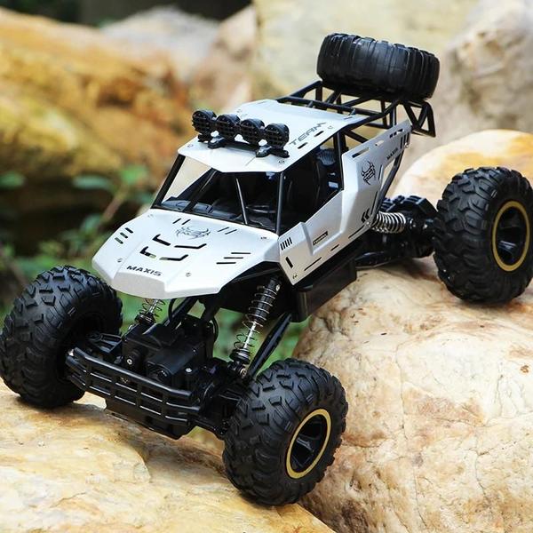 Imagem de Carro RC 4WD Escala 1:12/1:16 - Luzes LED - Controle Remoto 24G - Brinquedo para Meninos