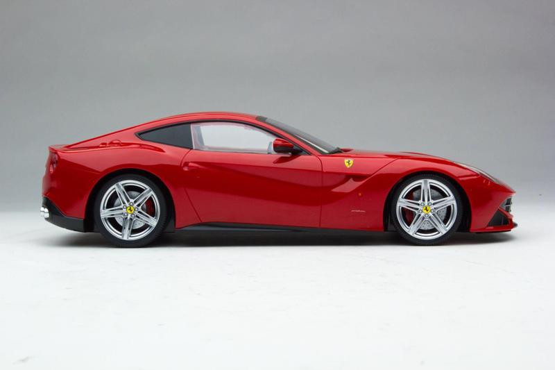 Imagem de Carro RC MJX R/C Technic Ferrari F12 Berlinetta escala 1:14