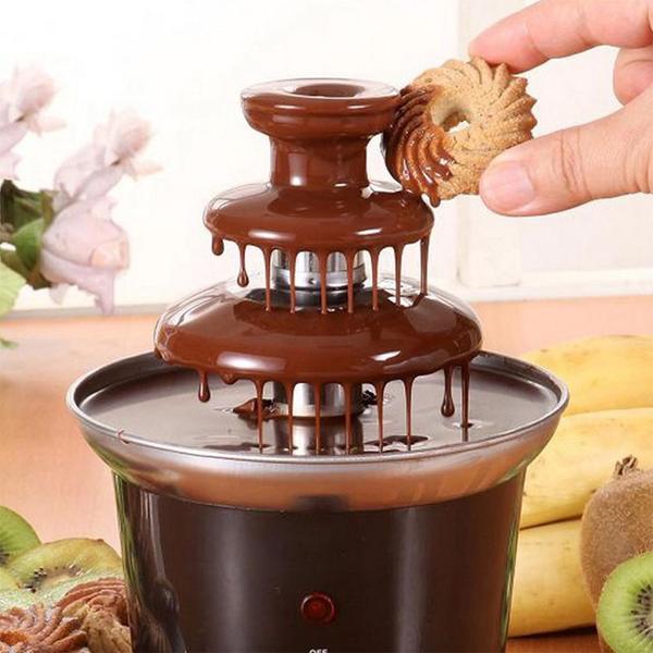 Imagem de Cascata Giratória Para Fondue Fondi Chocolate Preto Branco