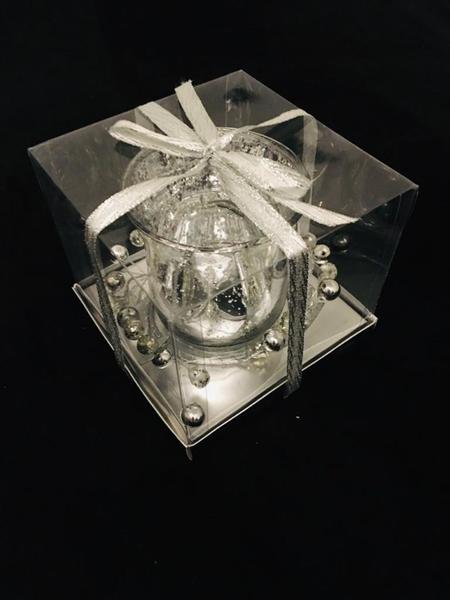 Imagem de Castiçal em Vidro Prata com arranjo e vela Led 10x8,5cm