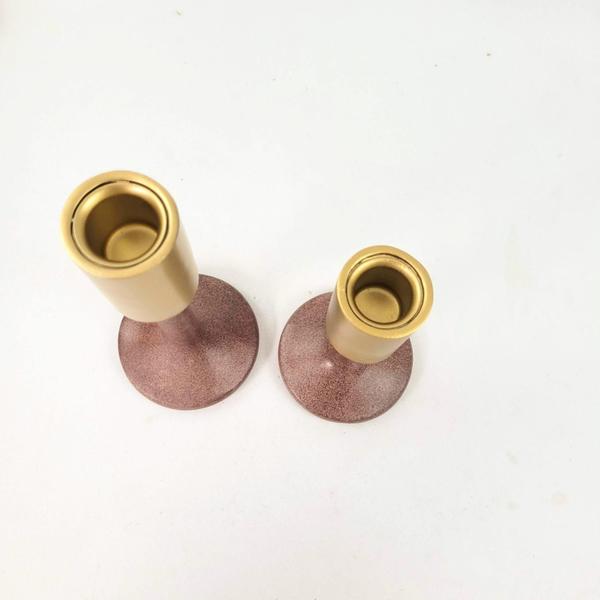 Castiçal Marrom E Dourado Candelabro Resina Kit 2Pc - Inigual Imagem de Castiçal Marrom E Dourado Candelabro Resina Kit 2Pc