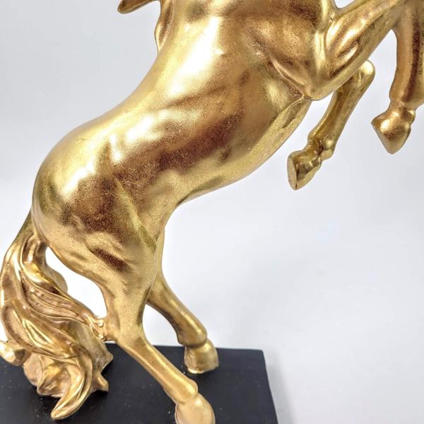 Imagem de Cavalo Decorativo Dourado 40X22X9Cm Escultura Pet Decor