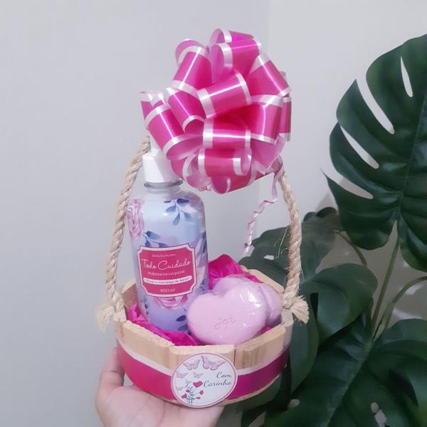 Cesta Para Presente Dia das Mães Namorados Natal Aniversário - Abelha Rainha Imagem de Cesta Para Presente Dia das Mães Namorados Natal Aniversário