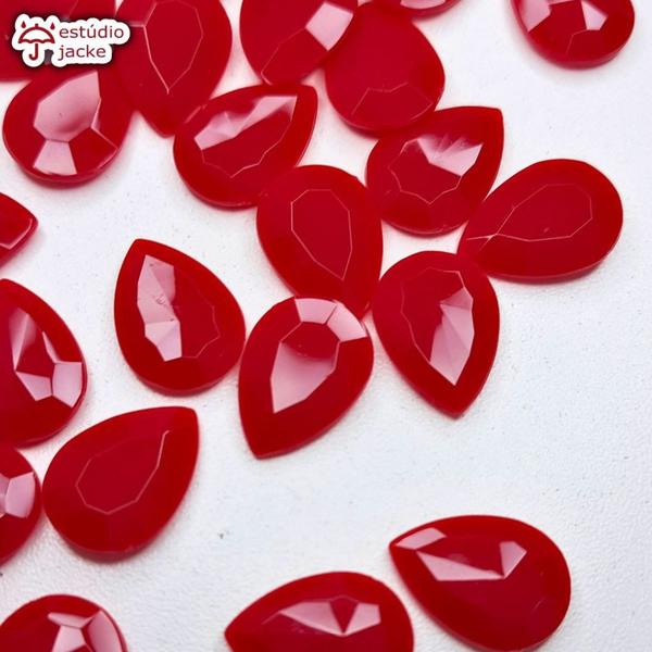 Imagem de Chaton Gota 13x18mm - Cor: Vermelho Leitoso - 50 Unidades - Base Irregular