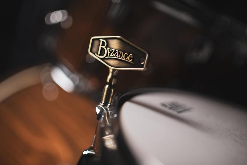 Chave Afinacao Meinl Tambores Modelo Byzance 2 Acabamentos Imagem de Chave Afinacao Meinl Tambores Modelo Byzance 2 Acabamentos