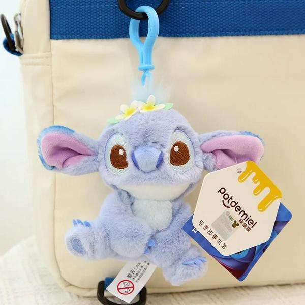 Chaveiro de Pelúcia Stitch e Lotso da Disney - Enfeite de Bolsa Imagem de Chaveiro de Pelúcia Stitch e Lotso da Disney - Enfeite de Bolsa