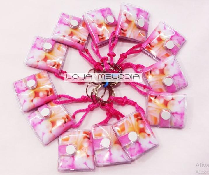 Chaveiro Evangélico Gel Bíblia Mulher Virtuosa Rosa - loja melodia Imagem de Chaveiro Evangélico Gel Bíblia Mulher Virtuosa Rosa