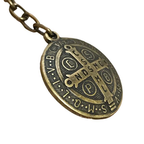 Chaveiro Medalha de São Bento Metal Dourado - FORNECEDOR 30 Imagem de Chaveiro Medalha de São Bento Metal Dourado