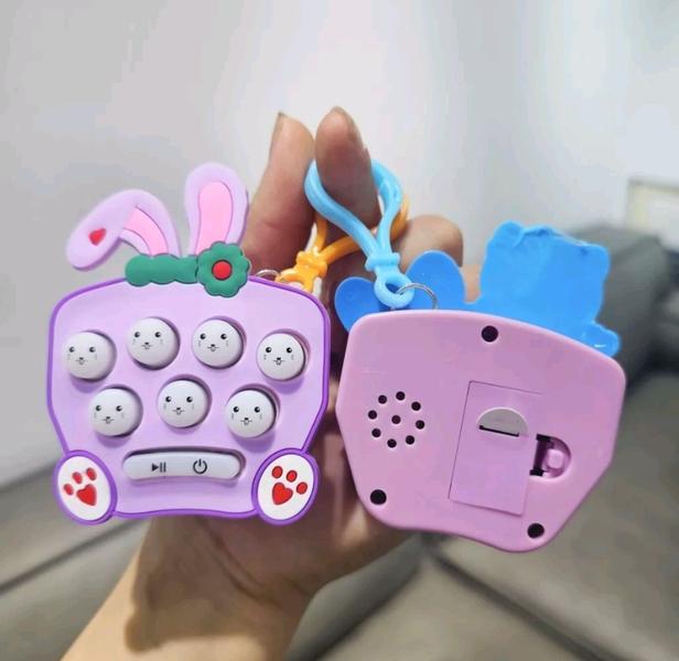 Imagem de Chaveiro Mini Pop It Fidget Toy Anti Stress Ansiedade Console Crianças Adulto e Infantil Chaveiros Lembrancinha Presente