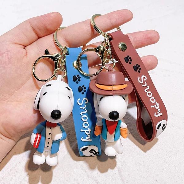 Imagem de Chaveiro Snoopy e Charlie Brown - Pingente de Casal para Bolsa - Presente Criativo