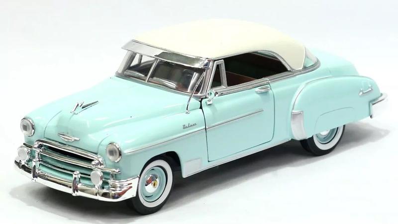 Imagem de Chevrolet Belair 1950 Verde Com Teto Branco Motormax 1/24