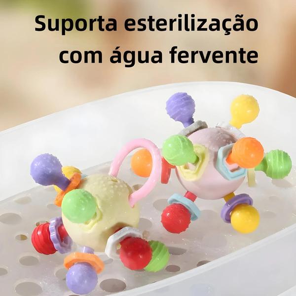 Imagem de Chocalho de Silicone Manhattan - Bola Redonda para Bebês - Brinquedo Calmante para Dentes