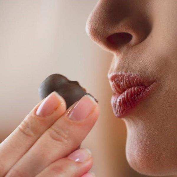 Chocolate Italiano Baci Bombom Amargo 5 Caixas 37,5g Imagem de Chocolate Italiano Baci Bombom Amargo 5 Caixas 37,5g