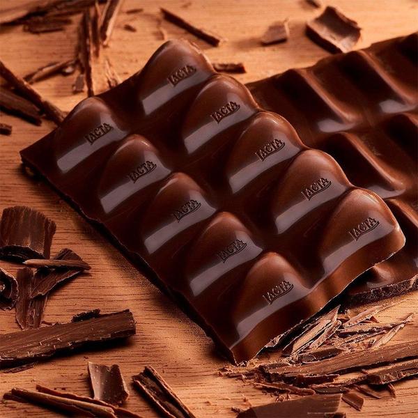 Chocolate Lacta Amaro 80g Embalagem com 17 Unidades Imagem de Chocolate Lacta Amaro 80g Embalagem com 17 Unidades