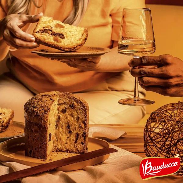 Imagem de Chocottone Bauducco Panetone com Gotas de Chocolate 400g