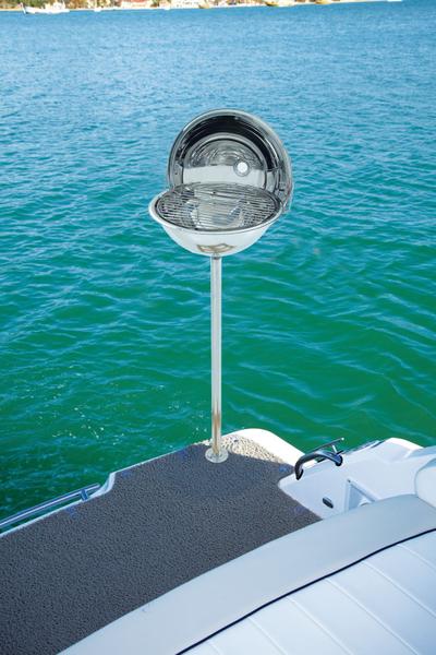 Imagem de Churrasqueira para Barco Inox Redonda Pedestal Reto 1.1/4 pol