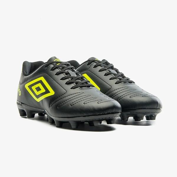 Imagem de Chuteira Campo Umbro Class Masculina + Meia Antiderrapante Branca