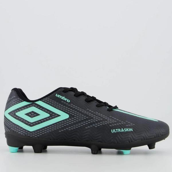 Imagem de Chuteira Campo Umbro Ultraskin Unissex - Preto+Grafite