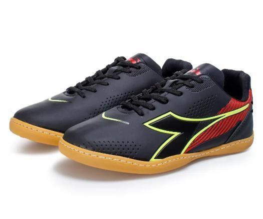 Imagem de Chuteira Futsal Diadora Mondiale - Preto/Vermelho-Tam 42