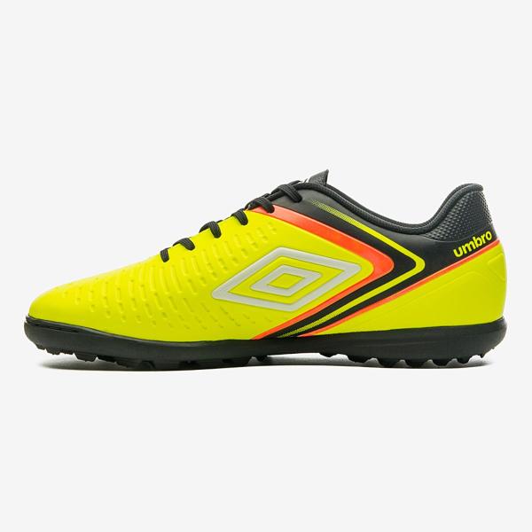 Imagem de Chuteira Society Umbro Score Cor: Preto E Amarelo - Tamanho: 40